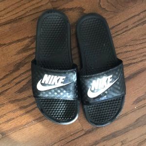 Nike slides